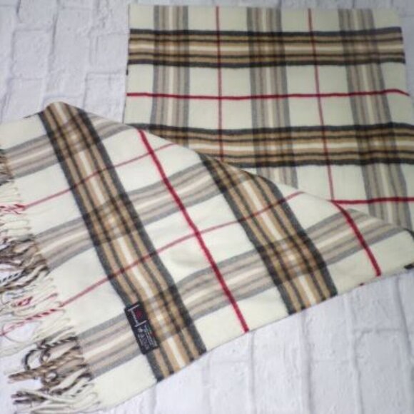 V Fraas Cashmink Scarf Plaid Fringe Soft Acrylic Made In Germany - Picture 1 of 3